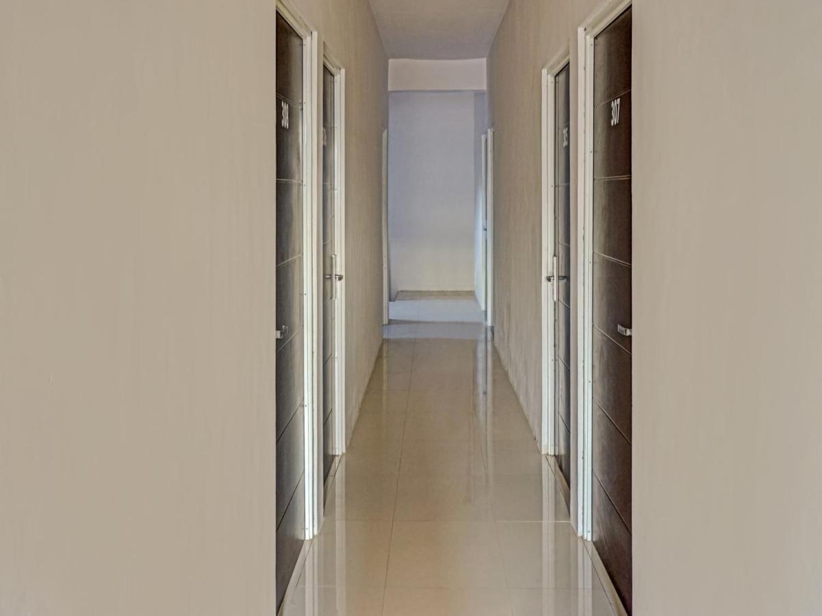 Reddoorz At Jalan Somba Opu Losari Μακασάρ Εξωτερικό φωτογραφία