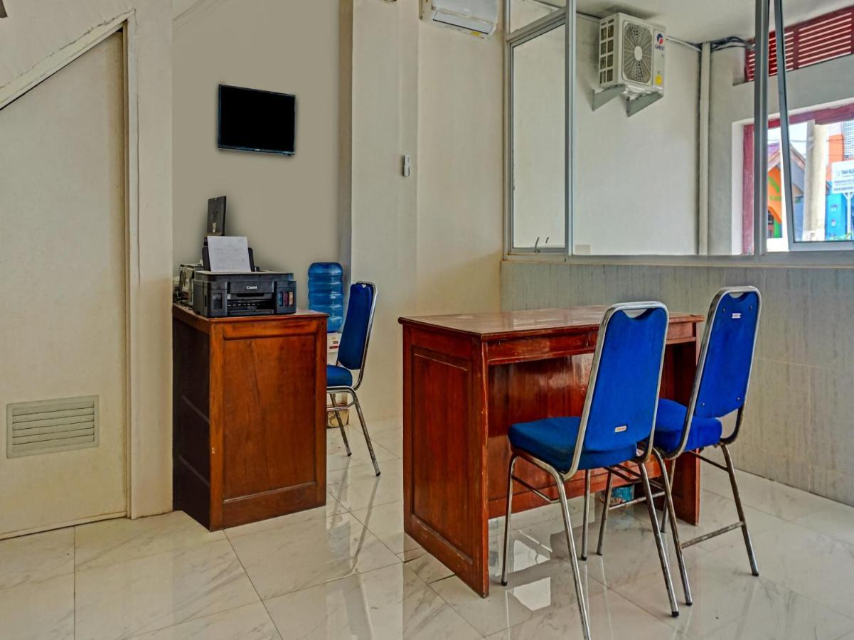Reddoorz At Jalan Somba Opu Losari Μακασάρ Εξωτερικό φωτογραφία