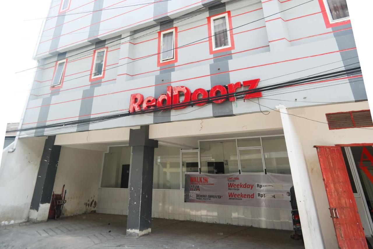 Reddoorz At Jalan Somba Opu Losari Μακασάρ Εξωτερικό φωτογραφία
