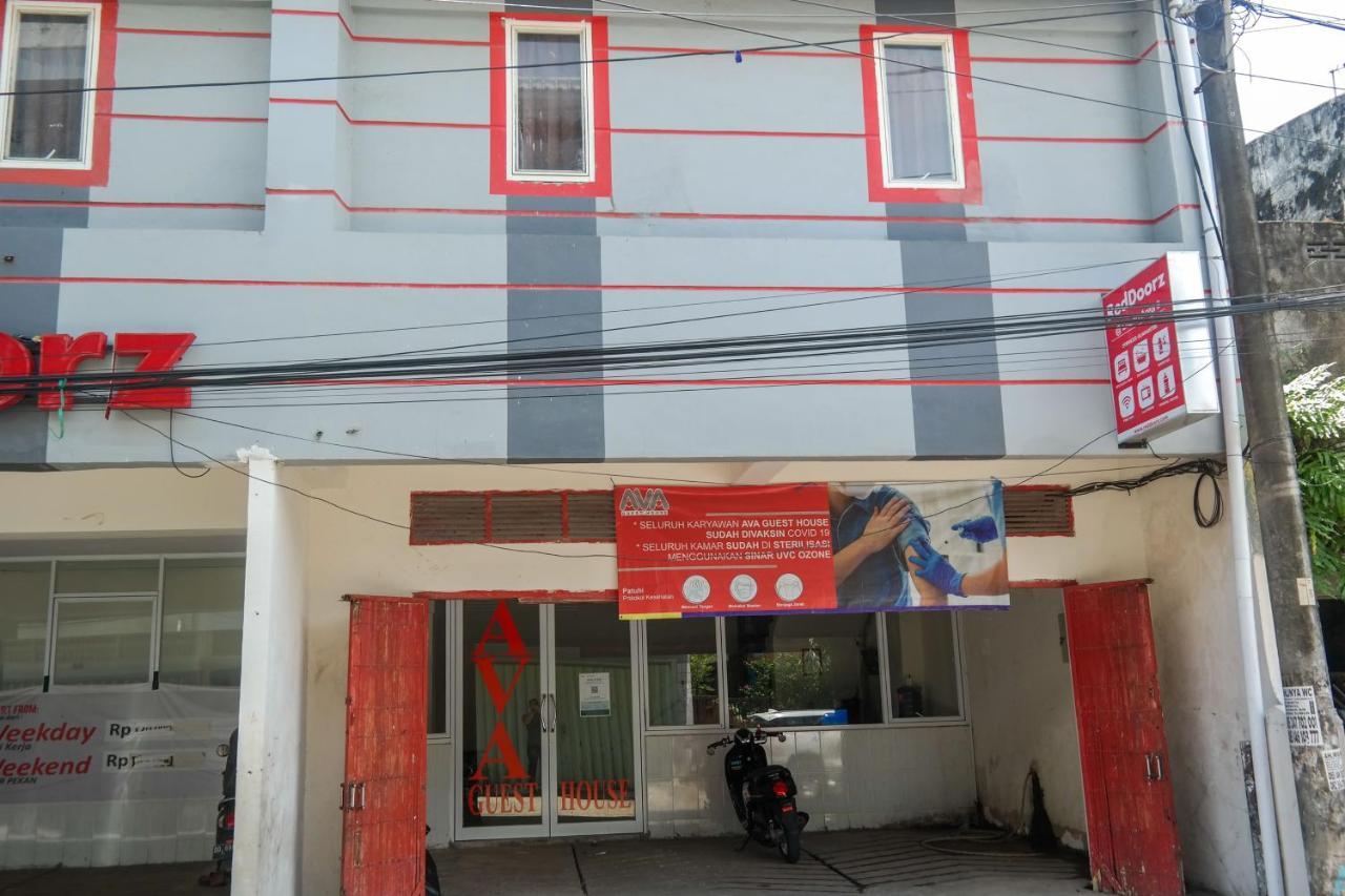 Reddoorz At Jalan Somba Opu Losari Μακασάρ Εξωτερικό φωτογραφία