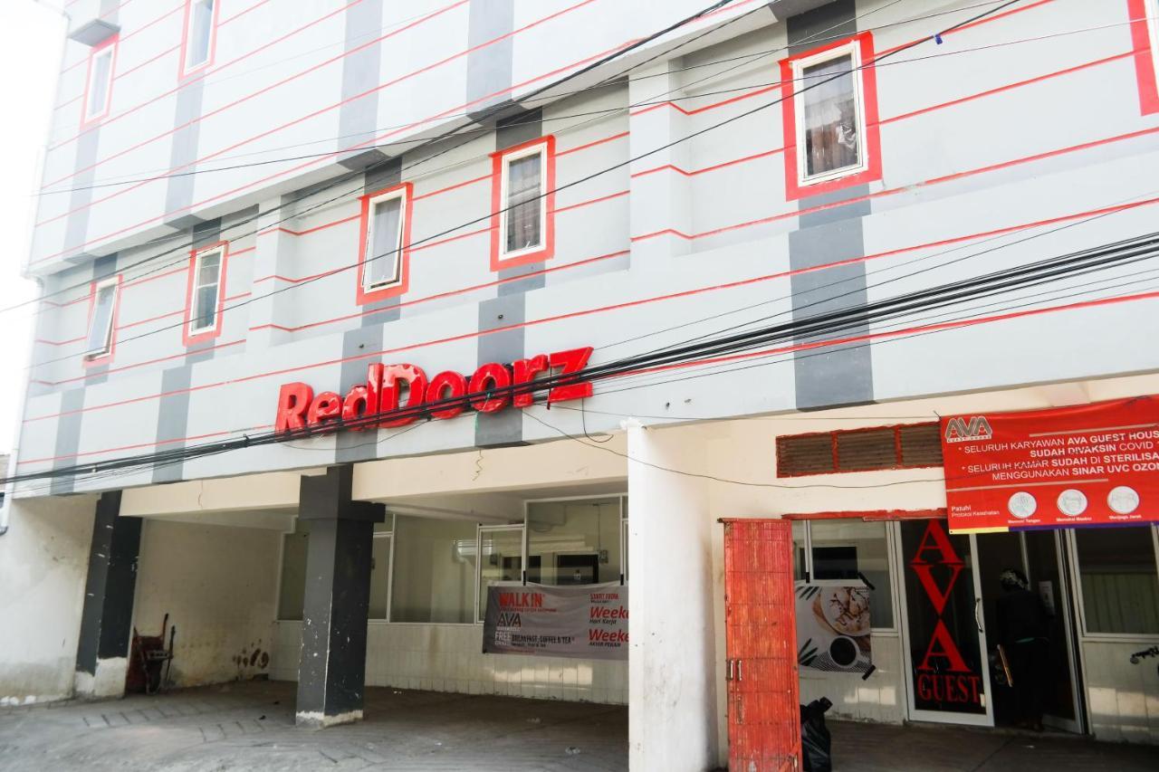 Reddoorz At Jalan Somba Opu Losari Μακασάρ Εξωτερικό φωτογραφία